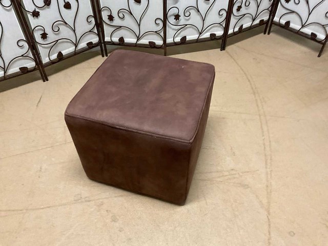 Sude poef - afbeelding 4 van  7