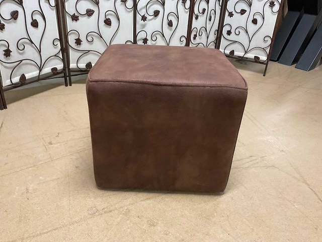 Sude poef - afbeelding 6 van  7