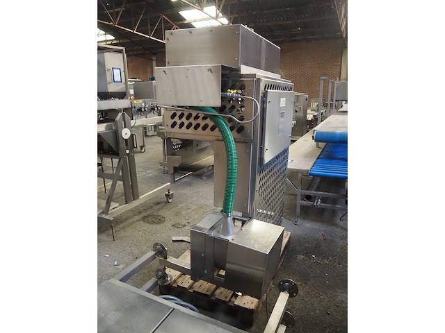 Sugden ltd - afbeelding 12 van  18