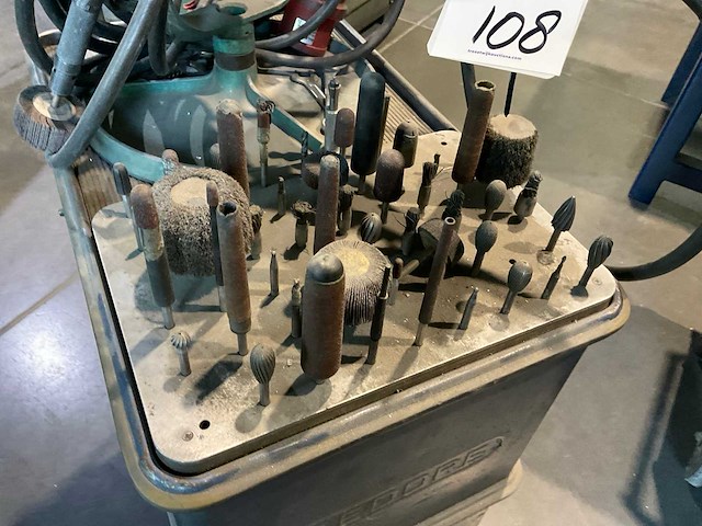 Suhner rototera handfreesmachine - afbeelding 5 van  6