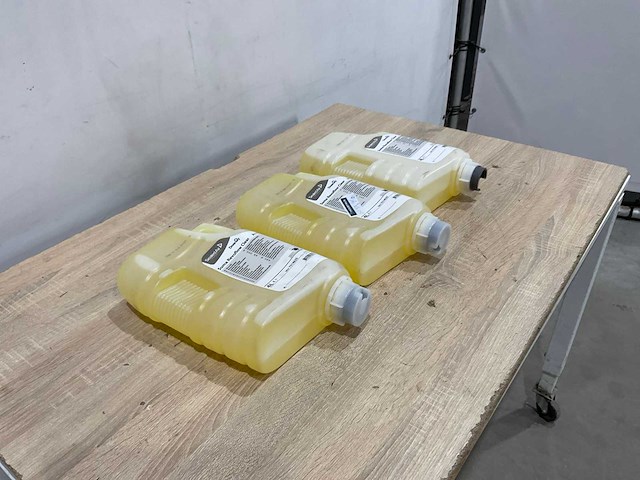 Suma - revoflow clear a11 - naspoel middel 4 liter (3x) - afbeelding 2 van  5