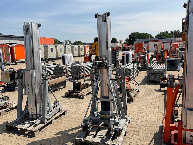 Sumner manufacturing 2118 materiaallift / kanaallift - afbeelding 1 van  8