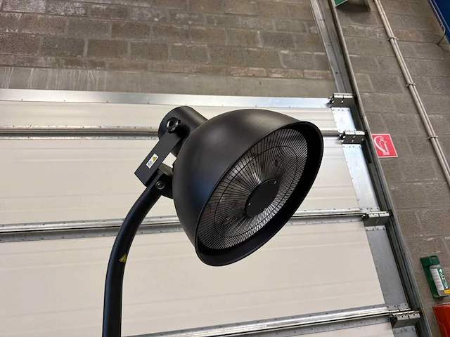 Sun heat tvh-2000+rc vrijstaande elektrische terrasverwarmer 2000w- 2022 - afbeelding 2 van  5