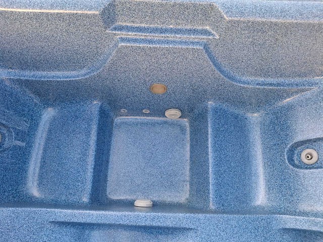 Sunbelt 3 persoons jacuzzi en buitenspa - afbeelding 19 van  21