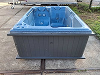 Sunbelt 3 persoons jacuzzi en buitenspa - afbeelding 13 van  18