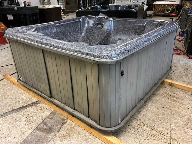 Sunbelt jacuzzi - afbeelding 6 van  12