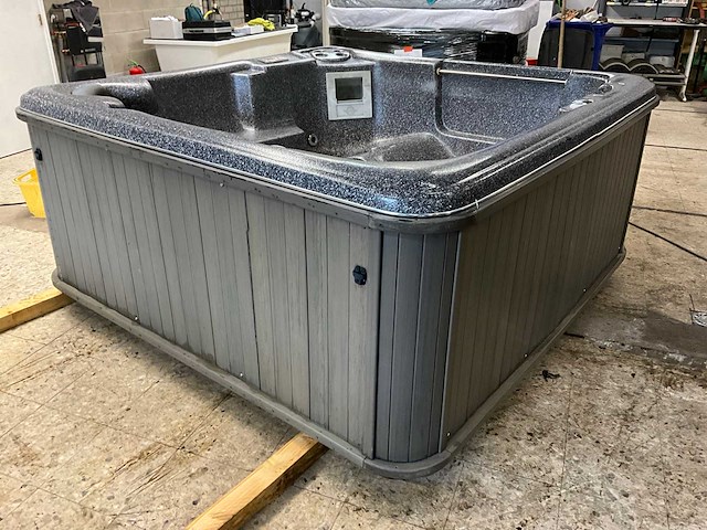 Sunbelt jacuzzi - afbeelding 7 van  12