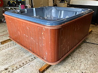 Sunbelt spas jacuzzi - afbeelding 7 van  13