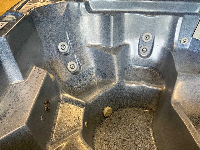 Sunbelt spas jacuzzi - afbeelding 11 van  13