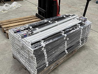 Suncollection - rolgordijn 140 x 180 cm zwart met zijtrek (177x) - afbeelding 1 van  5