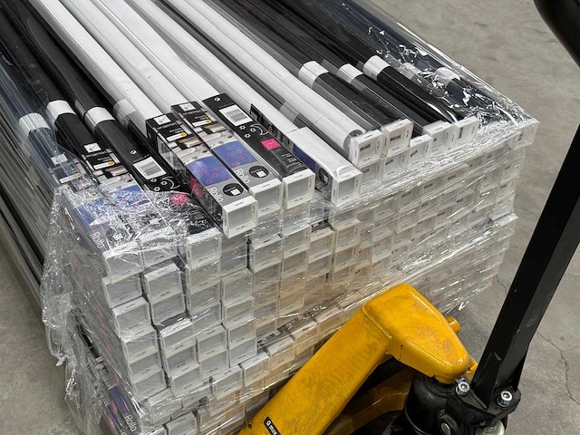 Suncollection - rolgordijn 140 x 180 cm zwart met zijtrek (177x) - afbeelding 3 van  5