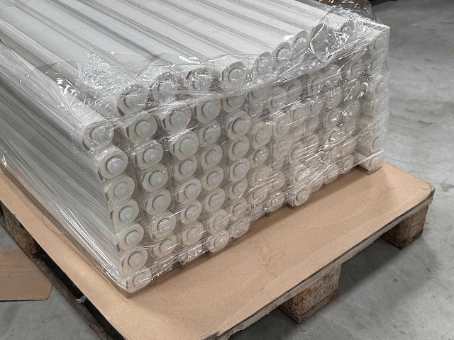 Suncollection - rolgordijn (rollo) 90 x 240 cm met zijgeleiding (90x) - afbeelding 2 van  7