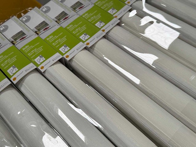 Suncollection - rolgordijn (rollo) 90 x 240 cm met zijgeleiding (90x) - afbeelding 7 van  7