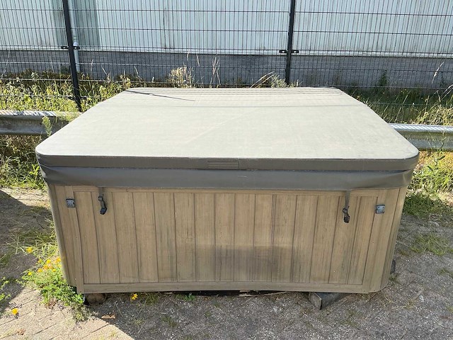 Sundance jacuzzi - afbeelding 4 van  12
