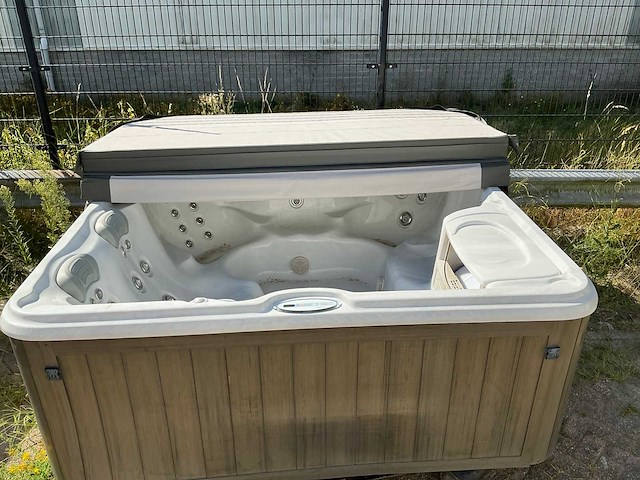 Sundance jacuzzi - afbeelding 8 van  12