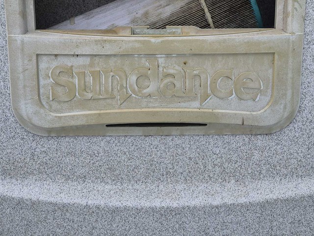 Sundance spa 4 persoons jacuzzi en buitenspa - afbeelding 9 van  12