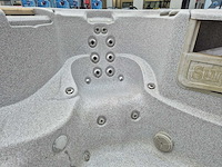 Sundance spa 4 persoons jacuzzi en buitenspa - afbeelding 9 van  17