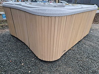 Sundance spa 4 persoons jacuzzi en buitenspa - afbeelding 15 van  17