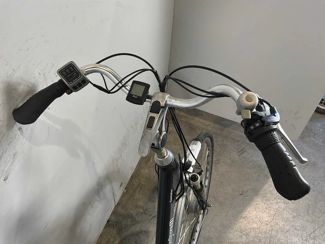 Sundvall sadaba elektrische fiets - afbeelding 9 van  10