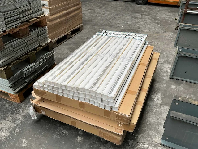 Sunfun rolgordijn taupe (41x) - afbeelding 2 van  3