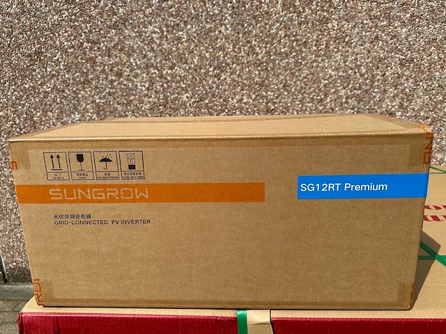 Sungrow - sg12rt - 12 kw omvormer t.b.v. zonnepanelen - afbeelding 2 van  4