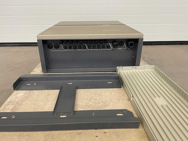 Sungrow - sg30ktl - gebruikte 30 kw omvormer - afbeelding 4 van  5