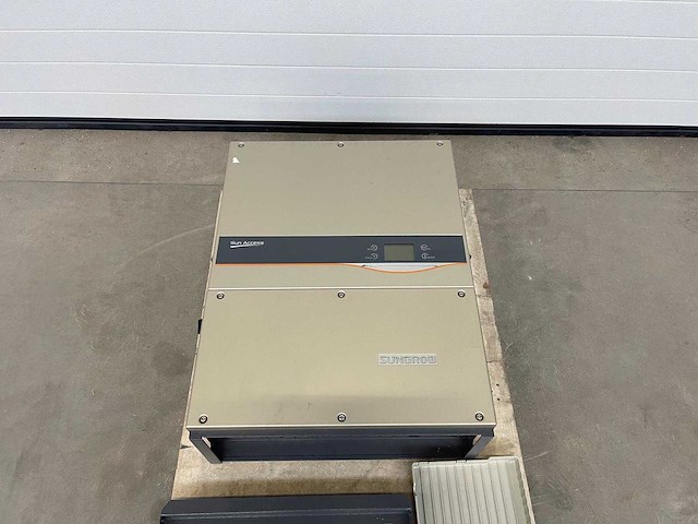 Sungrow - sg30ktl - gebruikte 30 kw omvormer - afbeelding 1 van  5