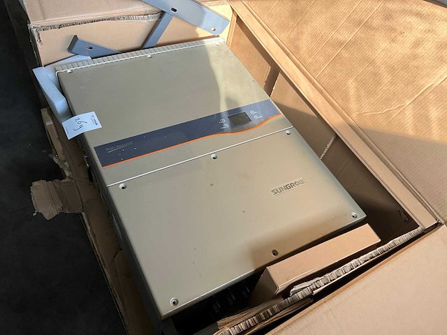 Sungrow sun acces sg50ktl-m omvormer - afbeelding 1 van  8