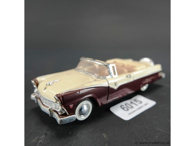 Sunnyside 1955 ford crown victoria convertible. - afbeelding 1 van  7