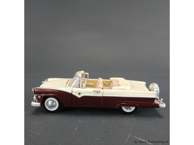 Sunnyside 1955 ford crown victoria convertible. - afbeelding 2 van  7