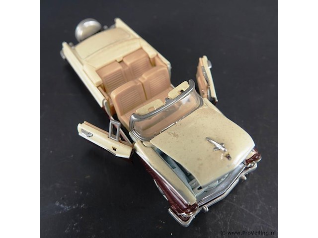 Sunnyside 1955 ford crown victoria convertible. - afbeelding 6 van  7