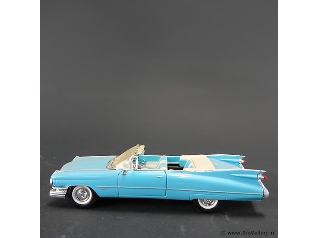 Sunnyside 1959 cadillac convertible. - afbeelding 2 van  7
