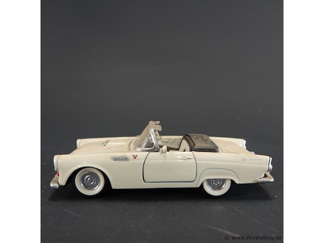 Sunnyside ford thunderbird uit 1955 - afbeelding 2 van  7