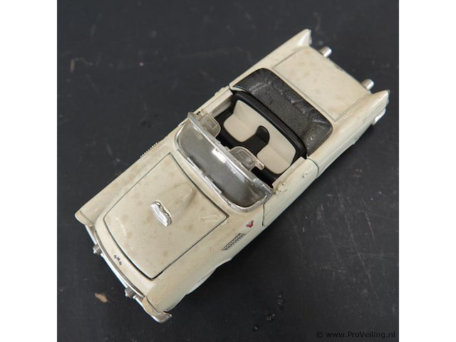 Sunnyside ford thunderbird uit 1955 - afbeelding 6 van  7