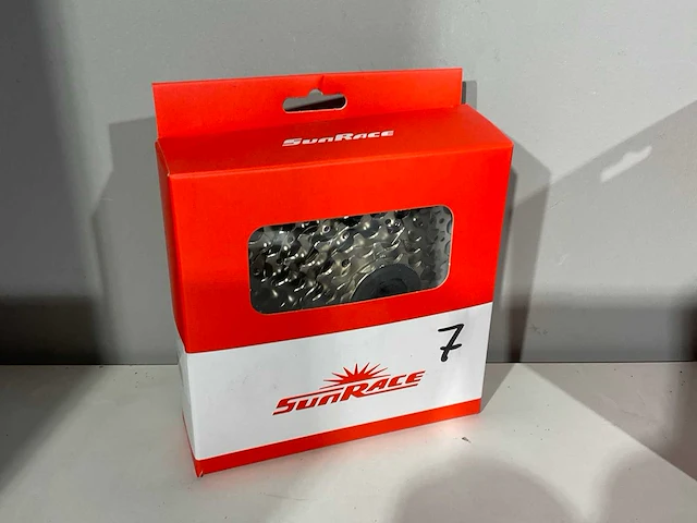 Sunrace 7s 11-28t cassette sprocket - afbeelding 1 van  2