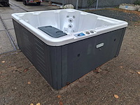 Sunrise 6 persoons jacuzzi en buitenspa - afbeelding 19 van  26