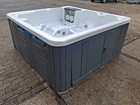 Sunrise 6 persoons jacuzzi en buitenspa - afbeelding 21 van  26