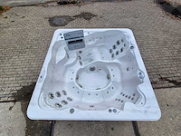 Sunrise 6 persoons jacuzzi en buitenspa - afbeelding 2 van  28