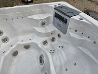 Sunrise 6 persoons jacuzzi en buitenspa - afbeelding 4 van  28