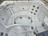 Sunrise 6 persoons jacuzzi en buitenspa - afbeelding 7 van  28