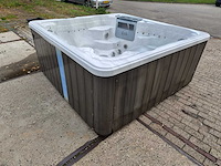 Sunrise 6 persoons jacuzzi en buitenspa - afbeelding 8 van  28