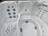 Sunrise 6 persoons jacuzzi en buitenspa - afbeelding 13 van  28