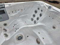 Sunrise 6 persoons jacuzzi en buitenspa - afbeelding 16 van  28