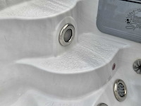 Sunrise 6 persoons jacuzzi en buitenspa - afbeelding 21 van  28