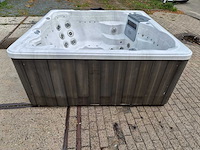 Sunrise 6 persoons jacuzzi en buitenspa - afbeelding 24 van  28