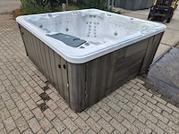 Sunrise 6 persoons jacuzzi en buitenspa - afbeelding 27 van  28