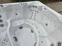 Sunrise 6 persoons jacuzzi en buitenspa - afbeelding 11 van  28
