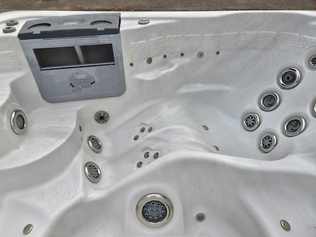 Sunrise 6 persoons jacuzzi en buitenspa - afbeelding 12 van  28