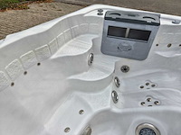 Sunrise 6 persoons jacuzzi en buitenspa - afbeelding 22 van  28