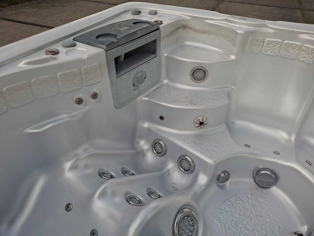 Sunrise 7 persoons jacuzzi en buitenspa - afbeelding 4 van  29
